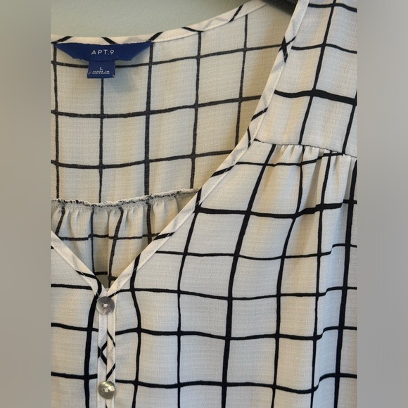 Apt. 9 Blouse - Picture 9 of 11